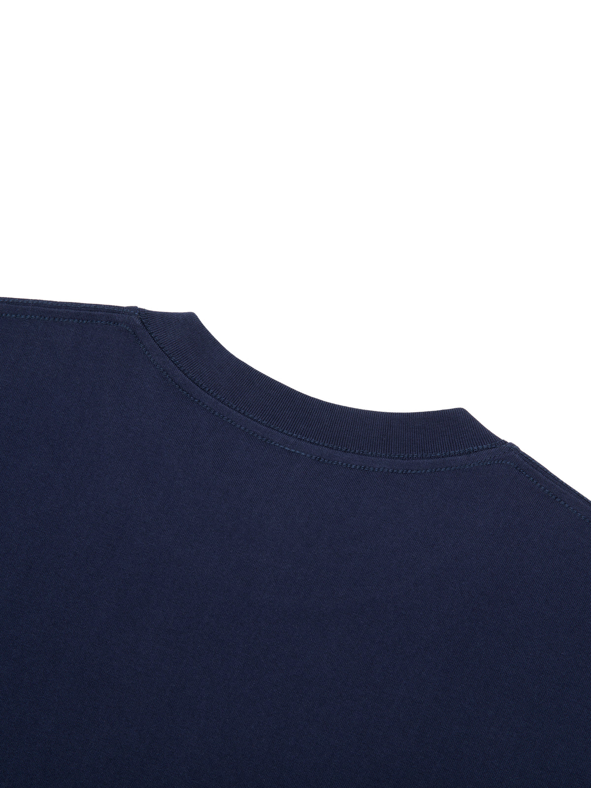 oversizedtshirt,cottontshirt,essentialtee,essentialtshirt,unisextshirt,loosefittshirt,basictshirt,basictee,minimaliststreetwear,minimalist,oversizedclothing,casualwear,casualclothing,roundnecktshirt,shortsleevetshirt,blanktshirt,relaxedfit